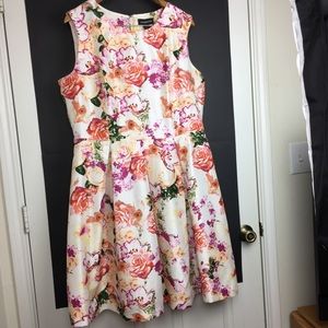 White Floral Dress Plus Size 16